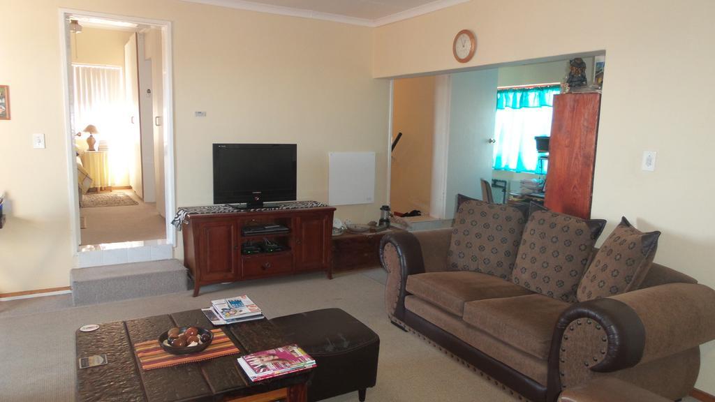 Sir Lambert'S Guesthouse Lambertʼs Bay Esterno foto